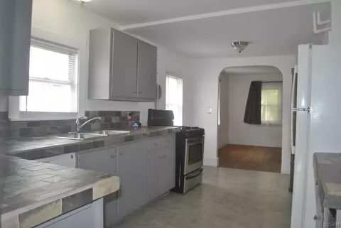 Kitchen - 355 Budlong, Adrian, MI 49221 photo 1 of 1