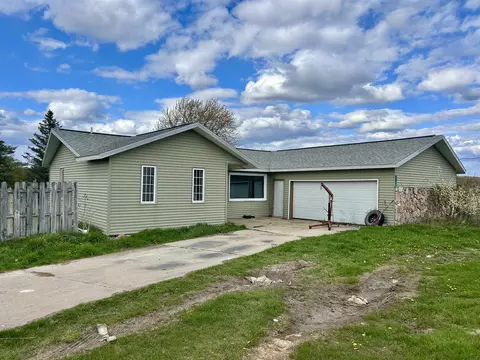 2180 W Temple, Harrison, MI 48625