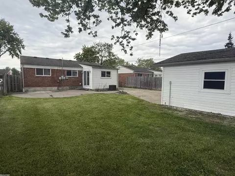 Exterior - 17851 Rainbow, Fraser, MI 48026 photo 6 of 7