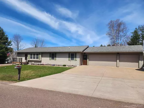 611 Oaklawn, Hancock, MI 49930