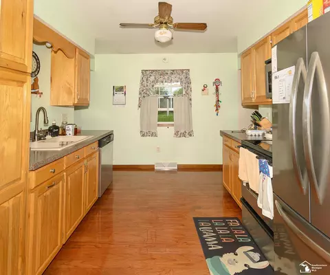 Kitchen - 7502 Wilfred, Temperance, MI 48182 photo 1 of 1