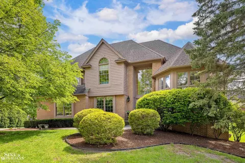 41719 Sudbury, Novi, MI 48375