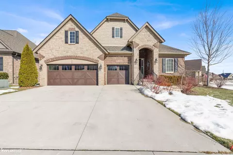 7001 Venturi, Washington, MI 48094