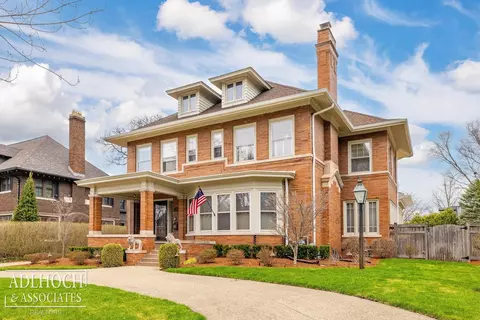 1020 Kensington, Grosse Pointe, MI 48230