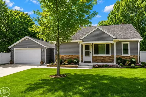 47840 Greenview, Shelby Township, MI 48317