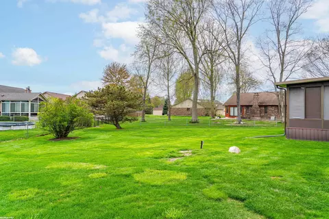 Exterior - 47799 Farmbrook, Chesterfield, MI 48051 photo 5 of 12