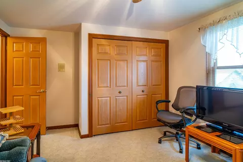 Bedroom - 47799 Farmbrook, Chesterfield, MI 48051 photo 6 of 6