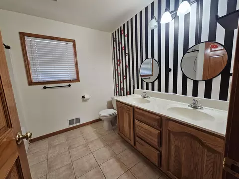Bath - 335 Pine, Harrison, MI 48625 photo 10 of 12