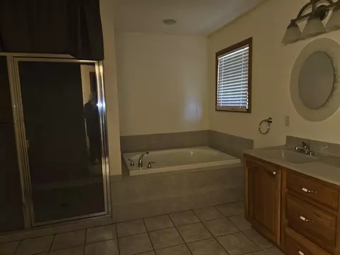 Bath - 335 Pine, Harrison, MI 48625 photo 2 of 12