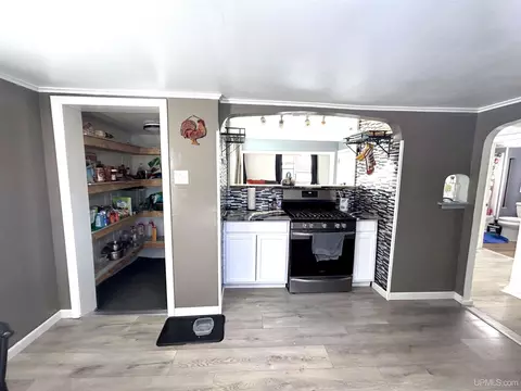 Kitchen - 168 Saginaw, Ishpeming, MI 49849 photo 4 of 4