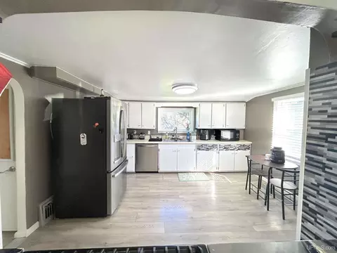 Kitchen - 168 Saginaw, Ishpeming, MI 49849 photo 3 of 4