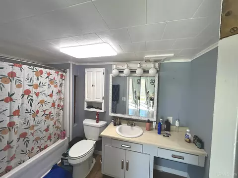 Bath - 168 Saginaw, Ishpeming, MI 49849 photo 1 of 1