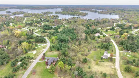 5474 Wellington, Gladwin, MI 48624 photo 6