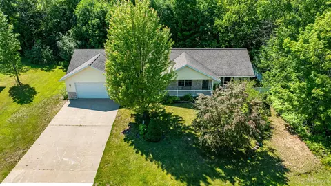 1924 Sherwood, Houghton, MI 49931