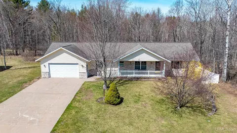 1924 Sherwood, Houghton, MI 49931