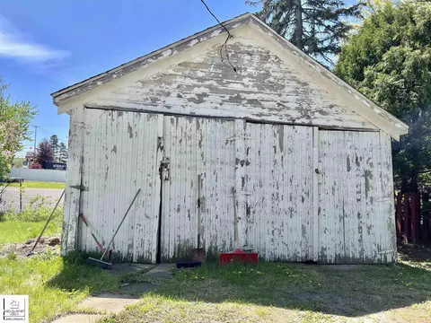 Other - 107 W Second, Davison, MI 48423 photo 10 of 12
