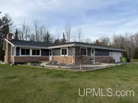w7990 Division Street, Pembine, WI 54156