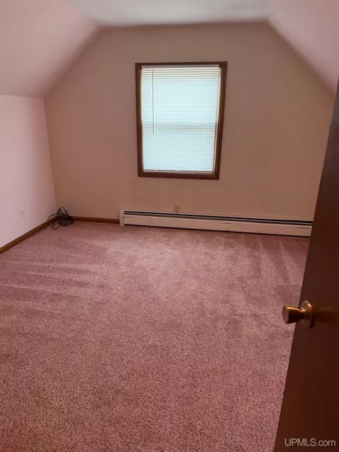 Bedroom - 602 Cedar, Munising, MI 49862 photo 3 of 5