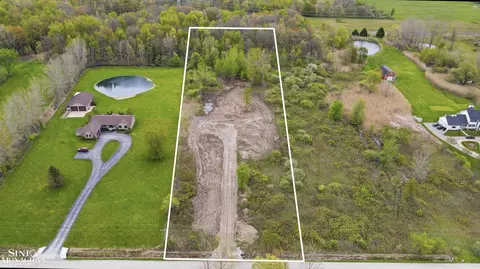 3283 Mckinley, East China, MI 48054