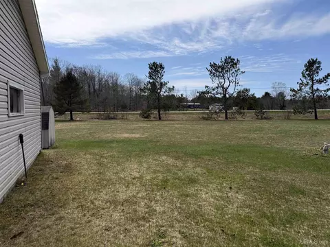 Exterior - e9716 Old Indiantown Road, Munising, MI 49862 photo 6 of 8