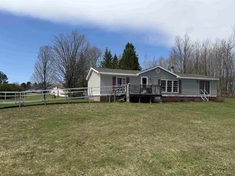Exterior - e9716 Old Indiantown Road, Munising, MI 49862 photo 2 of 8