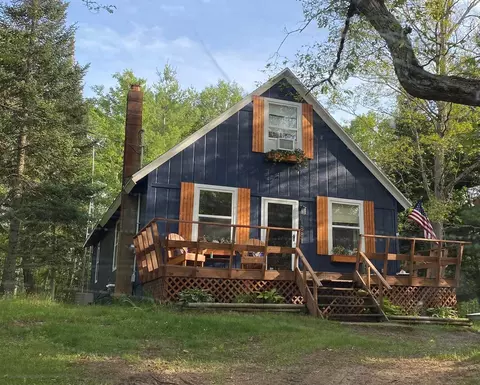 1881 W Haskell Lk, Harrison, MI 48625