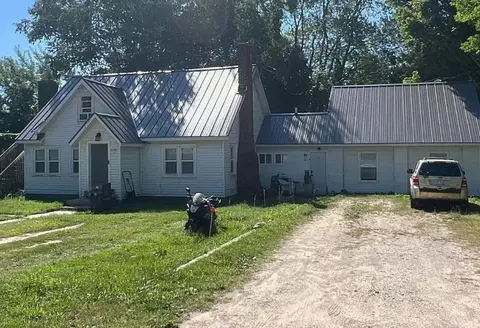 6593 Frankfort, Beulah, MI 49617
