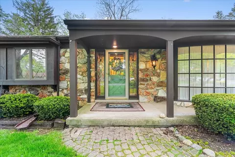 2338 Meadowdown, Owosso, MI 48867 photo 9