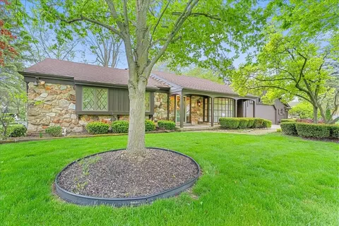 2338 Meadowdown, Owosso, MI 48867 photo 3