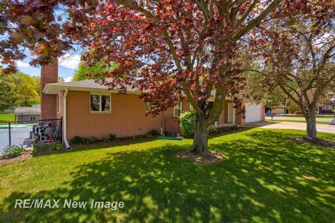 Exterior - 12975 Frost, Hemlock, MI 48626 photo 2 of 9