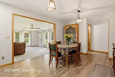 Dining - 12975 Frost, Hemlock, MI 48626 photo 3 of 3