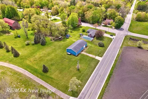 View/Area - 12975 Frost, Hemlock, MI 48626 photo 3 of 4