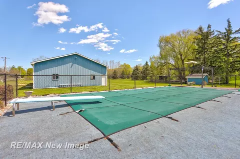 Exterior - 12975 Frost, Hemlock, MI 48626 photo 9 of 9
