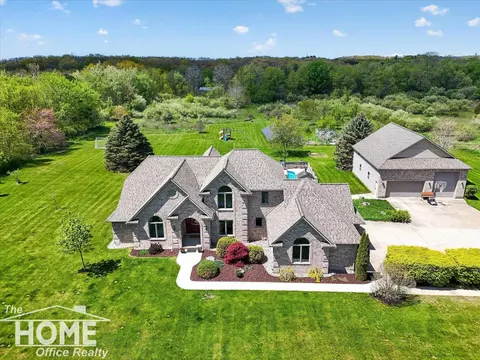 4324 Waugh, Owosso, MI 48867