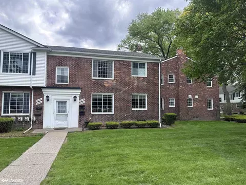 22995 Gary, Saint Clair Shores, MI 48080