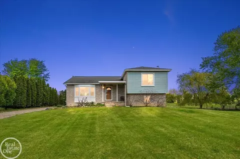3219 Newark, Attica, MI 48412