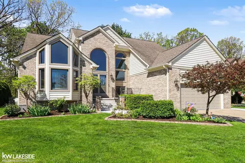 Exterior - 47619 Lamplighter, Macomb, MI 48044 photo 3 of 12