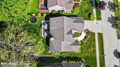View/Area - 47619 Lamplighter, Macomb, MI 48044 photo 3 of 4