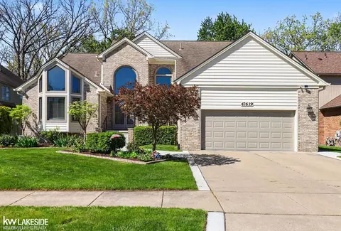 47619 Lamplighter, Macomb, MI 48044