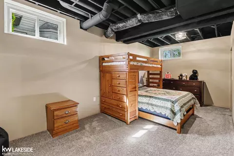 Bedroom - 47619 Lamplighter, Macomb, MI 48044 photo 9 of 9