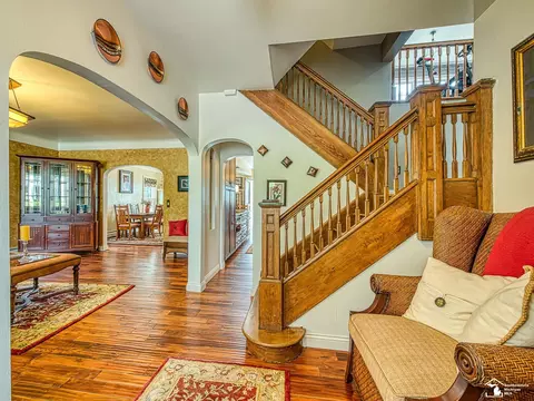 Entry Way - 404 Elm, Monroe, MI 48162 photo 1 of 14