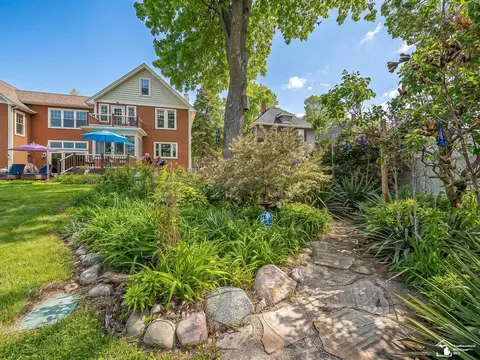Exterior - 404 Elm, Monroe, MI 48162 photo 7 of 25