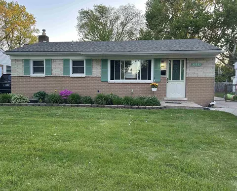 33753 Cheryl, Clinton Township, MI 48035