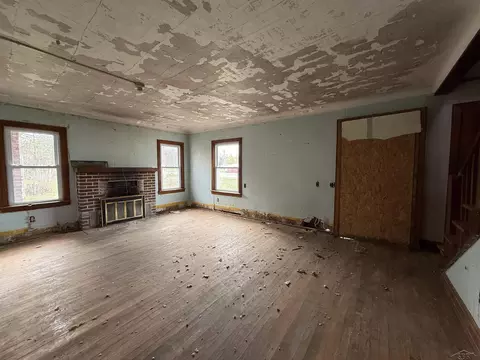 Living - 1701 Home, Fairview, MI 48621 photo 2 of 2
