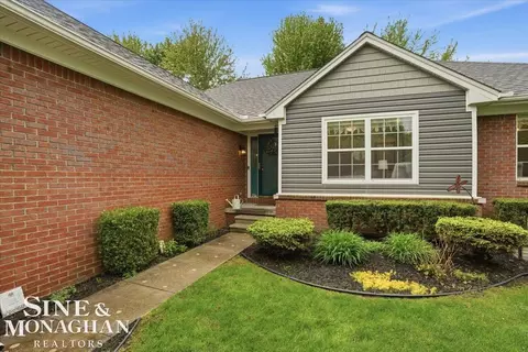 Exterior - 2109 Ash, Saint Clair, MI 48079 photo 3 of 11