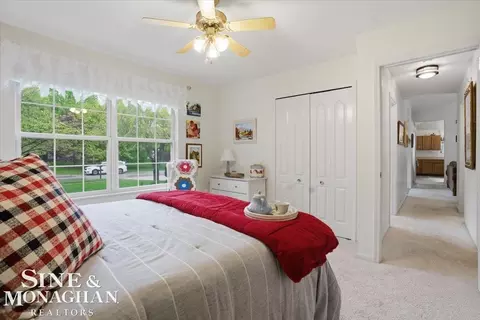 Bedroom - 2109 Ash, Saint Clair, MI 48079 photo 5 of 6