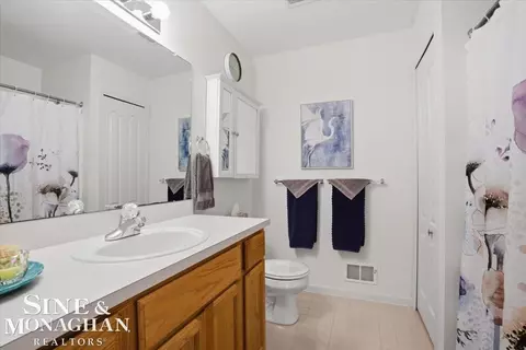 Bath - 2109 Ash, Saint Clair, MI 48079 photo 3 of 4