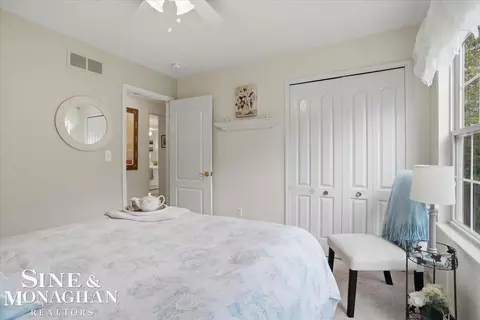 Bedroom - 2109 Ash, Saint Clair, MI 48079 photo 3 of 6