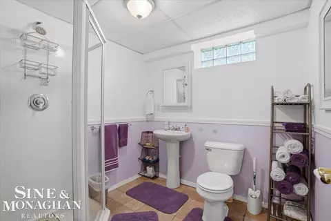 Bath - 2109 Ash, Saint Clair, MI 48079 photo 4 of 4