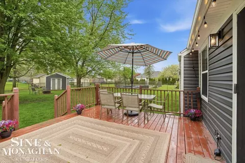 Exterior - 2109 Ash, Saint Clair, MI 48079 photo 7 of 11